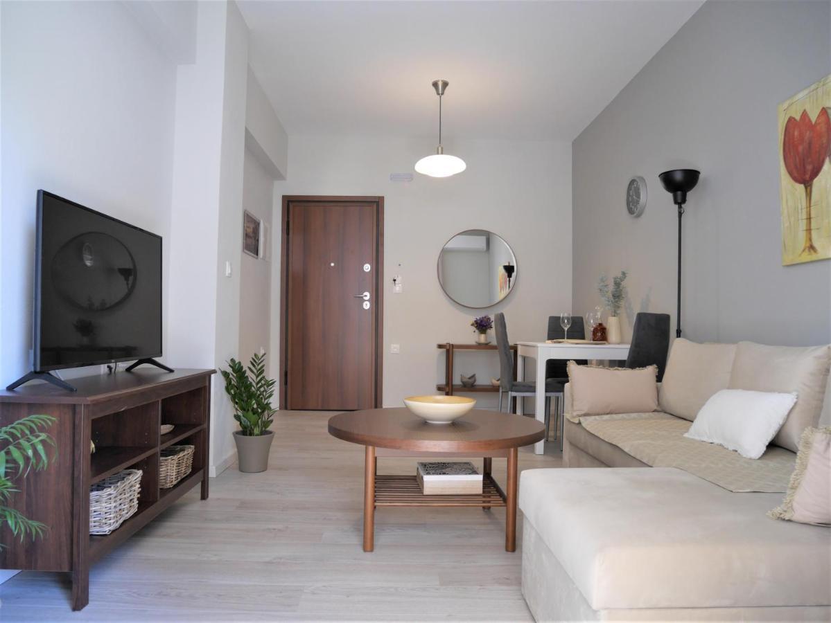 Porto Plaza City Center Apartment Ac/Wifi イラクリオン エクステリア 写真