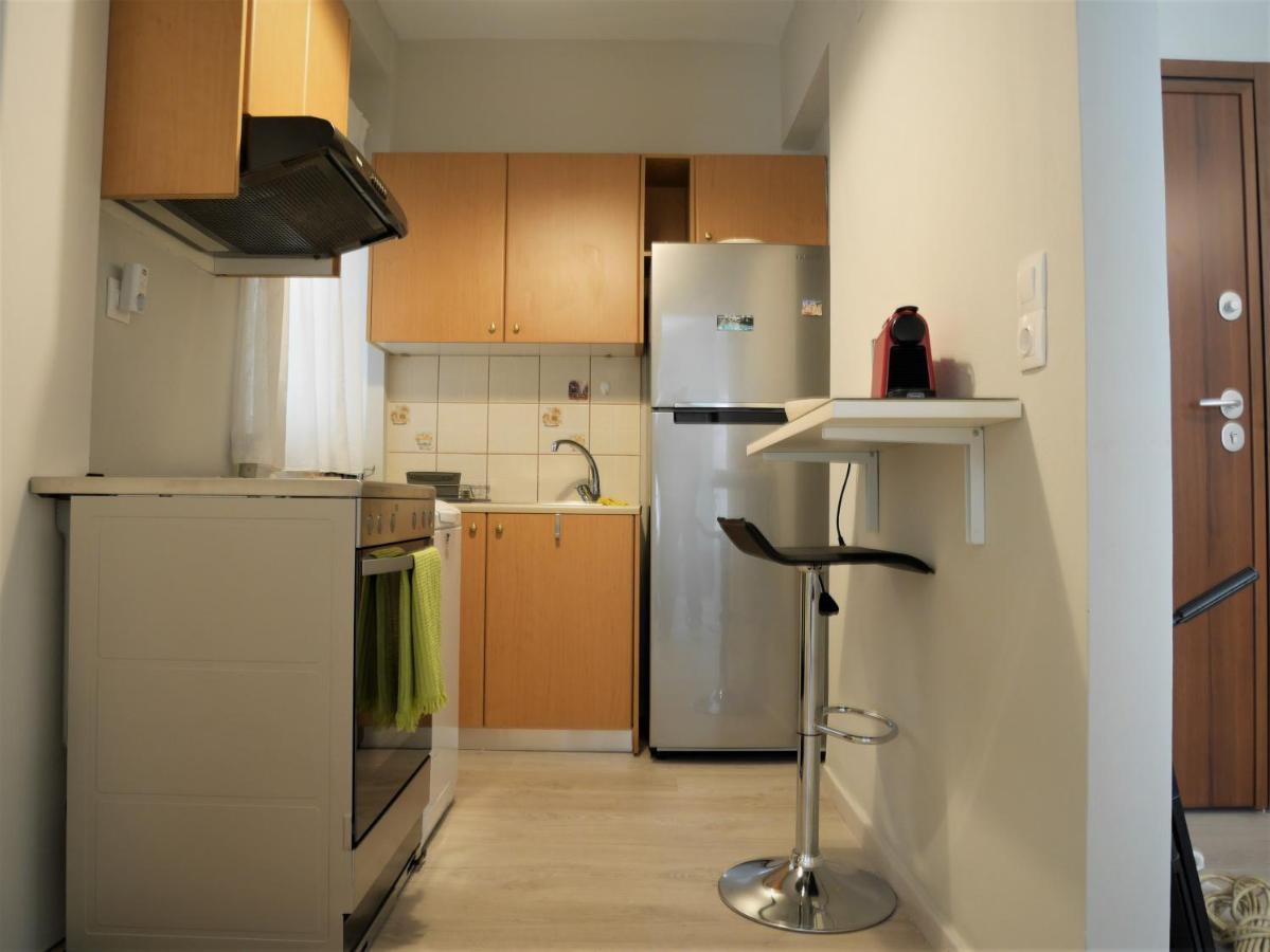 Porto Plaza City Center Apartment Ac/Wifi イラクリオン エクステリア 写真