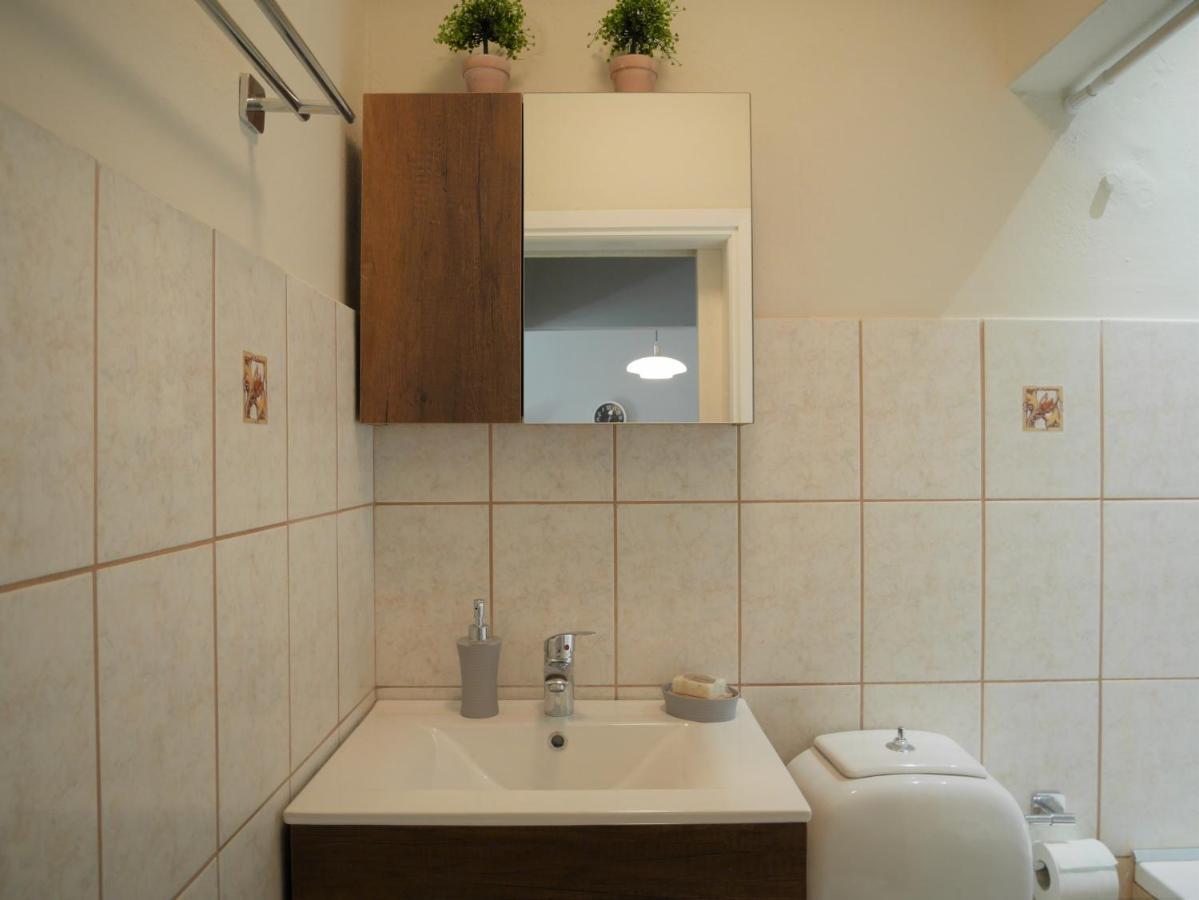 Porto Plaza City Center Apartment Ac/Wifi イラクリオン エクステリア 写真